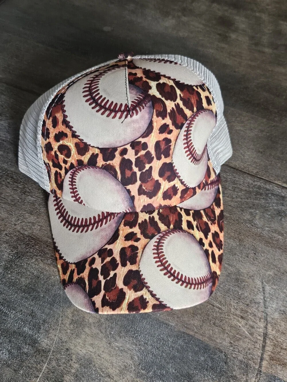 NWT Beseball And Leopard Print Trucker Hat